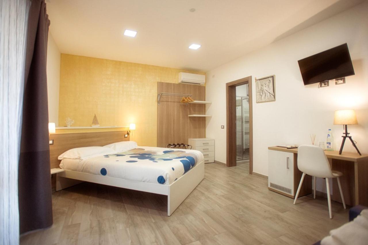 Marbianco B&B Марина-ди-Каррара Экстерьер фото
